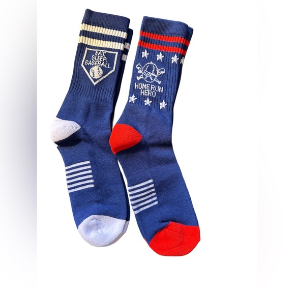 NWT Unisex Baseball Crew Socks, Great Gift For Fans, 2 Pairs One Size 8-13 - Picture 6 of 9